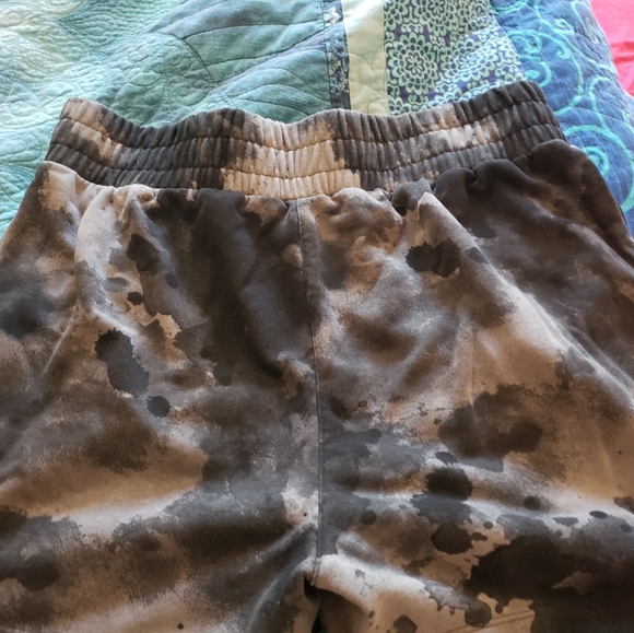 Brand new xl Shambhala shorts - Picture 2 of 3